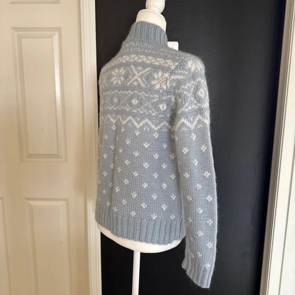 Ralph Lauren Exclusive Hand Knit Wool Blend Northern Lights
Sweater
Size Small - Picture 5 of 12